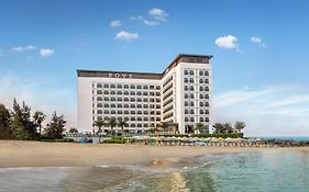 Rove La Mer Beach